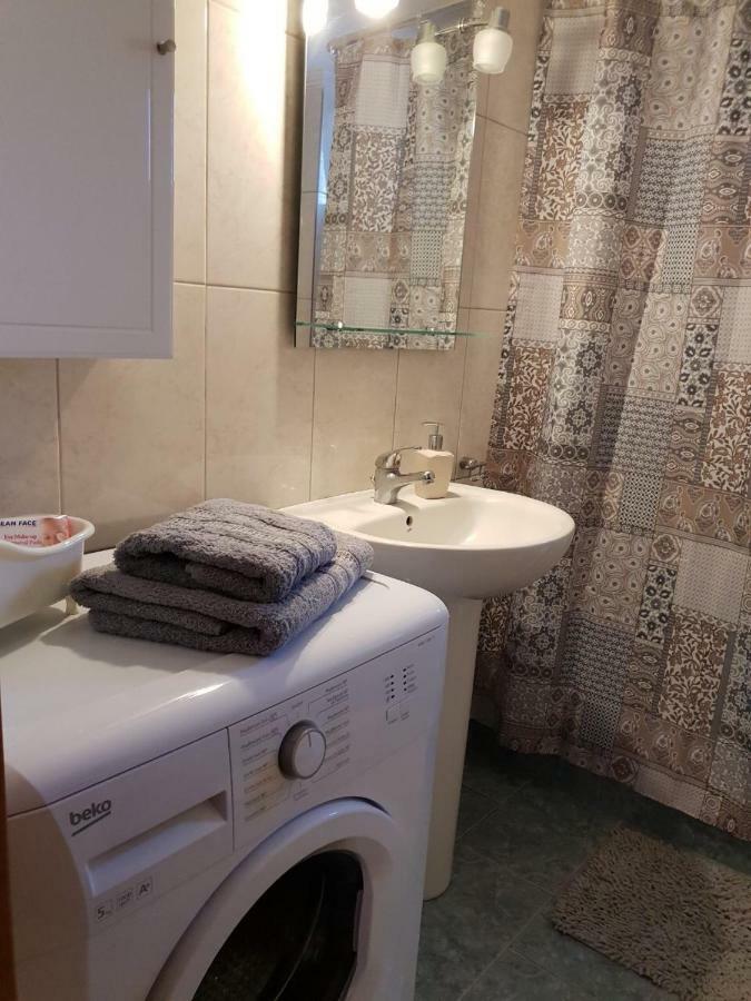Peraía Nana Apartments מראה חיצוני תמונה
