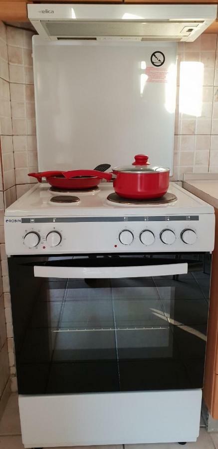 Peraía Nana Apartments מראה חיצוני תמונה